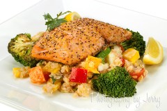 Salmon with Grilled Broccoli